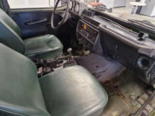Mercedes-Benz 250 GD 2.5 68kW