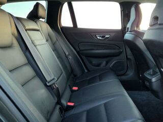 Volvo V60 Cross Country AWD Inscription B4 KERS 2.0 145kW