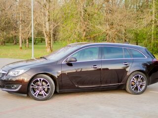 Opel Insignia Sports Tourer SW 2.0 125кВ