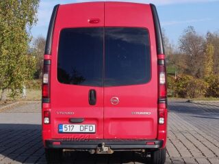 Opel Vivaro L2H2 1.6 R4 TDI 88кВ