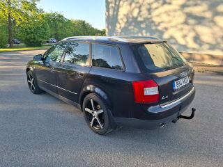 Audi A4 1.6 75кВ