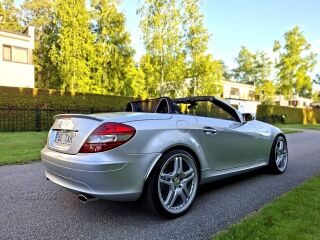 Mercedes-Benz SLK 350 3.5 V6 200kW