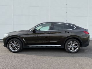 BMW X4 xDrive30i 2.0 185kW