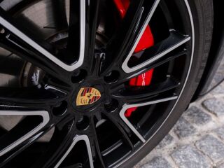 Porsche Panamera GTS 4.0 V8 338kW
