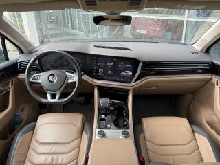 Volkswagen Touareg Elegance 4Motion 3.0 V6 TDI 210kW