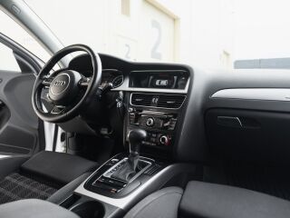 Audi A4 Avant S-Line Quattro Facelift 2.0 R4 TDI 130кВ
