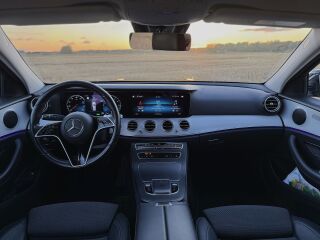 Mercedes-Benz E 300 de 4matic AVANTGARDE FACELIFT 2.0 143kW