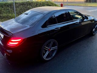 Mercedes-Benz E 200 2.0 110kW