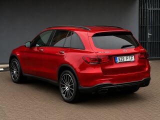 Mercedes-Benz GLC 300 AMG 2.0 180кВ