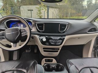 Chrysler Pacifica 3.6 214kW