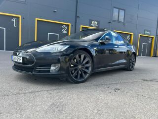 Tesla Model S 52kW