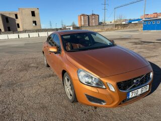 Volvo S60 Summum 2.0 120kW