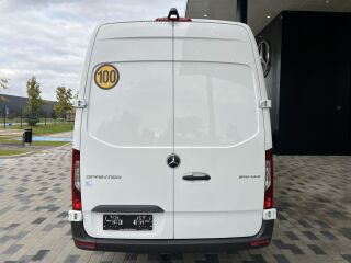 Mercedes-Benz Sprinter 519CDI 22+1+1 2.0 R4 140kW