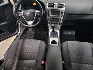 Toyota Avensis 2.0 112кВ