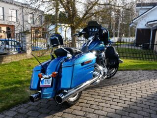 Harley-Davidson Street Glide FLHX V2 110ci 80kW
