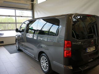 Peugeot Traveller Shuttle BlueHDi 180 XL 1+7 Matalalattia  2.0 R4 HDI 130кВ