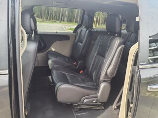 Lancia Voyager Platinum Stow&Go REG TASU MAKSTUD 3.6 V6 208kW