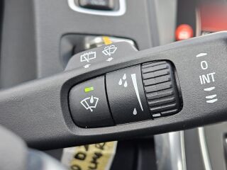 Volvo V60 Momentum Savile Grey 2.0 D2 88kW