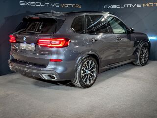 BMW X5 xDrive 45e M-Sportpakett Plug-In-Hybrid 3.0 290kW