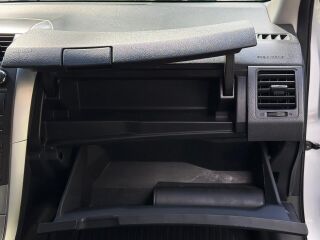 Toyota Corolla 1.6 97кВ