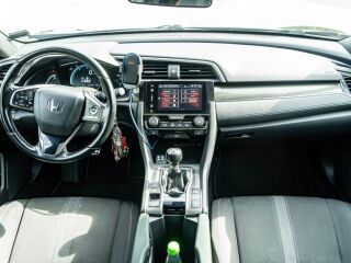 Honda Civic Navi Sensing 1.6 88kW