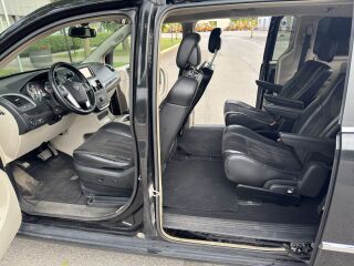 Lancia Voyager Platinum 2.8 120kW