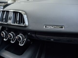Audi R8 Spyder V10 5.2 V10 456kW