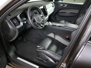 Volvo XC60 AWD ULTIMATE DARK INTELLI SAFE PRO MY24 2.0 B5 KERS Mild Hybrid 184kW