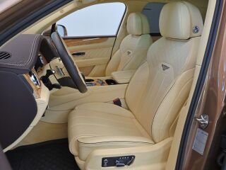 Bentley Bentayga AZURE HYBRID 250kW