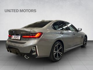 BMW 330 e xDrive M-Sportpakett 2.0 R4 215kW
