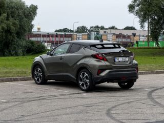Toyota C-HR Style Plus 1.8 72kW