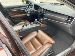 Volvo V90 Cross Country 2.0 173kW