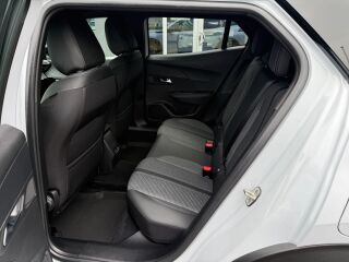 Peugeot 2008 Allure Premium Pack 1.2 Turbo PureTech 74кВ