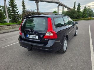 Volvo V70 MOMENTUM 2.4 120kW
