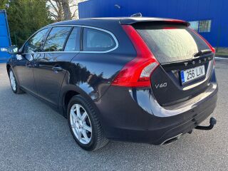 Volvo V60 SUMMUM 2.0 D4 140kW