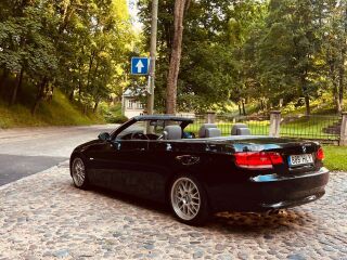 BMW 330 3.0 170kW
