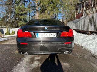 BMW 750 4.4 300kW