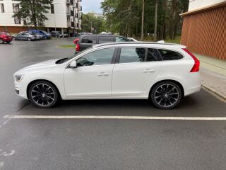 Volvo V60 AWD Facelift 2.4 R5 133kW