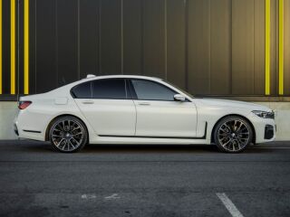 BMW 730 xDrive Facelift M-Pakett 3.0 195кВ