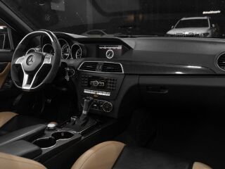 Mercedes-Benz C 63 AMG 6.2 336кВ