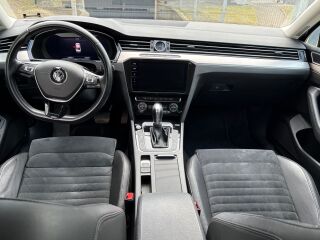 Volkswagen Passat R-line Highline 1.8 132kW