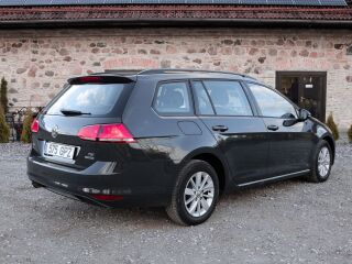 Volkswagen Golf 1.2 77кВ