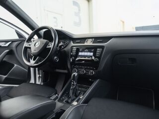 Skoda Octavia Combi vRS 2.0 R4 TDI 135кВ
