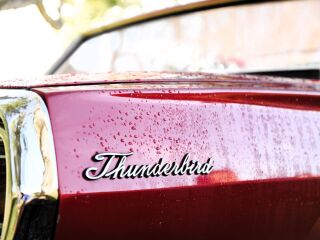 Ford Thunderbird 6.4 V8 224kW