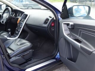 Volvo XC60 AWD OCEAN RACE Edition 2.4 R5 120кВ