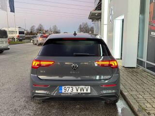 Volkswagen Golf Life 30Y 1.5 eTSI 85kW