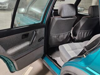Volkswagen Golf Country 1.8 72кВ