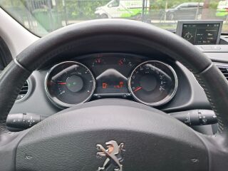 Peugeot 3008 1.6 88кВ