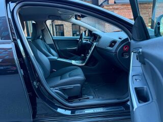 Volvo S60 Summum 2.0 D3 120kW