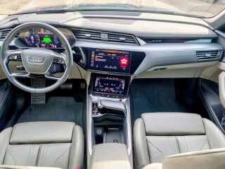 Audi e-tron 55 S-Line